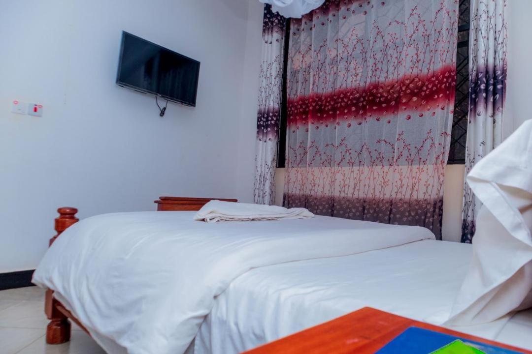 Parkbridge Resort Mto wa Mbu Esterno foto